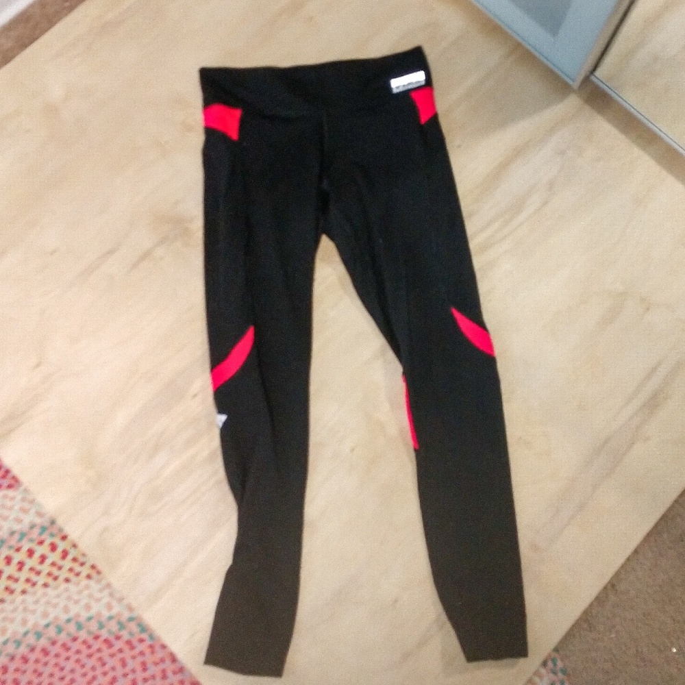 🤩 PINK yoga leggings🤩